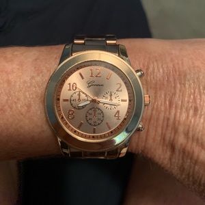 Watch, rose gold, links with clasp closure